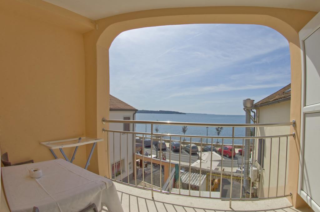 Apartments Tomato 1 Novigrad Istria Extérieur photo
